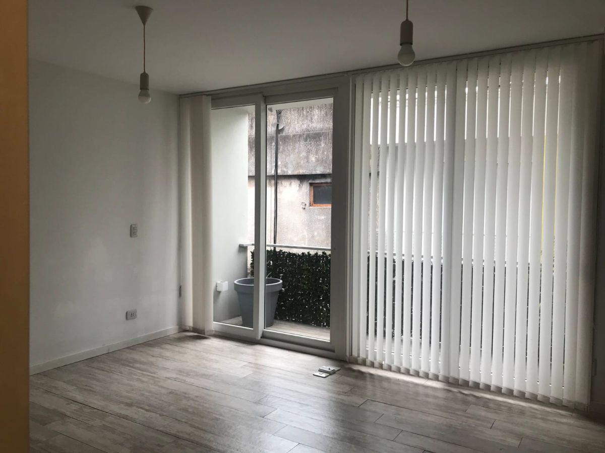 Foto de MONOABIENTE AMPLIO CON BALCON, imagen 1