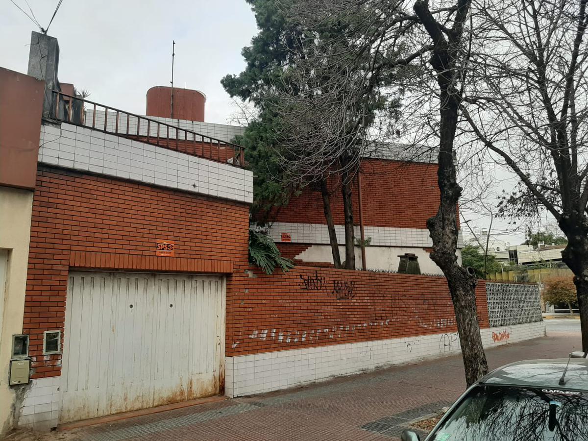 Casa - Parque Chacabuco 4