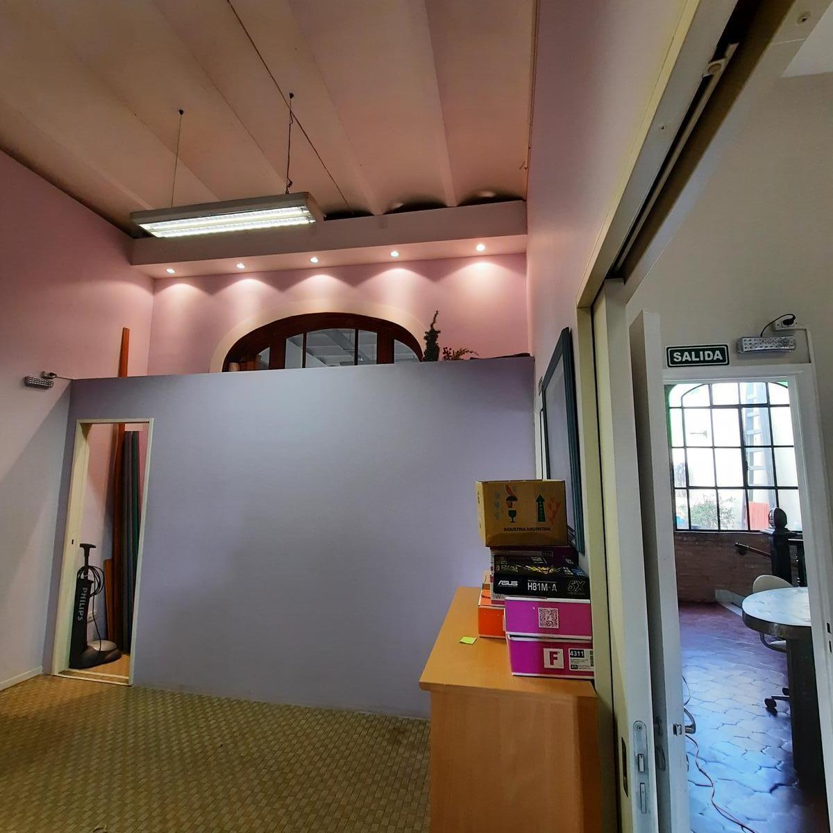 PH en Venta con Entrada Independiente en Primer Piso 1