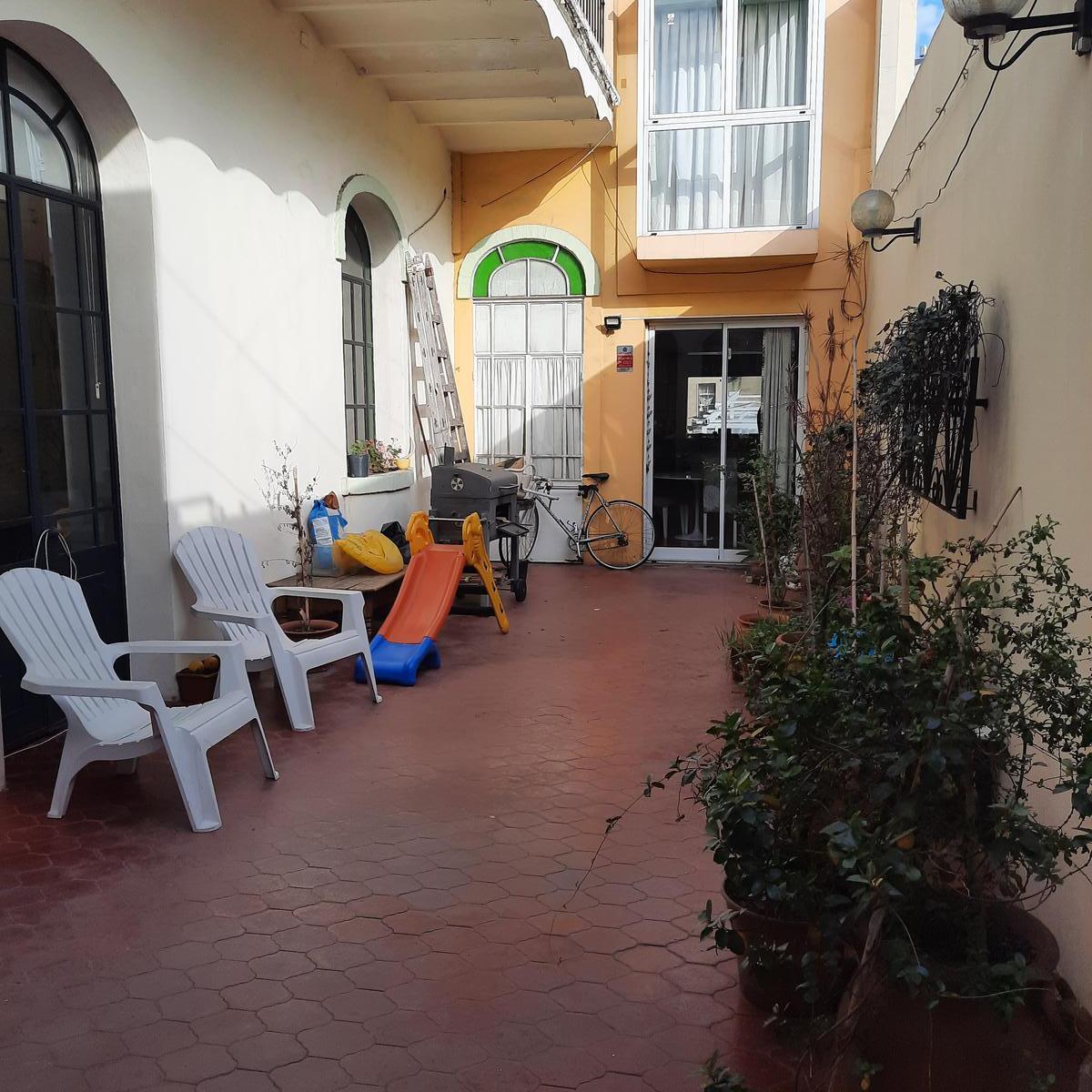 PH en Venta con Entrada Independiente en Primer Piso 3