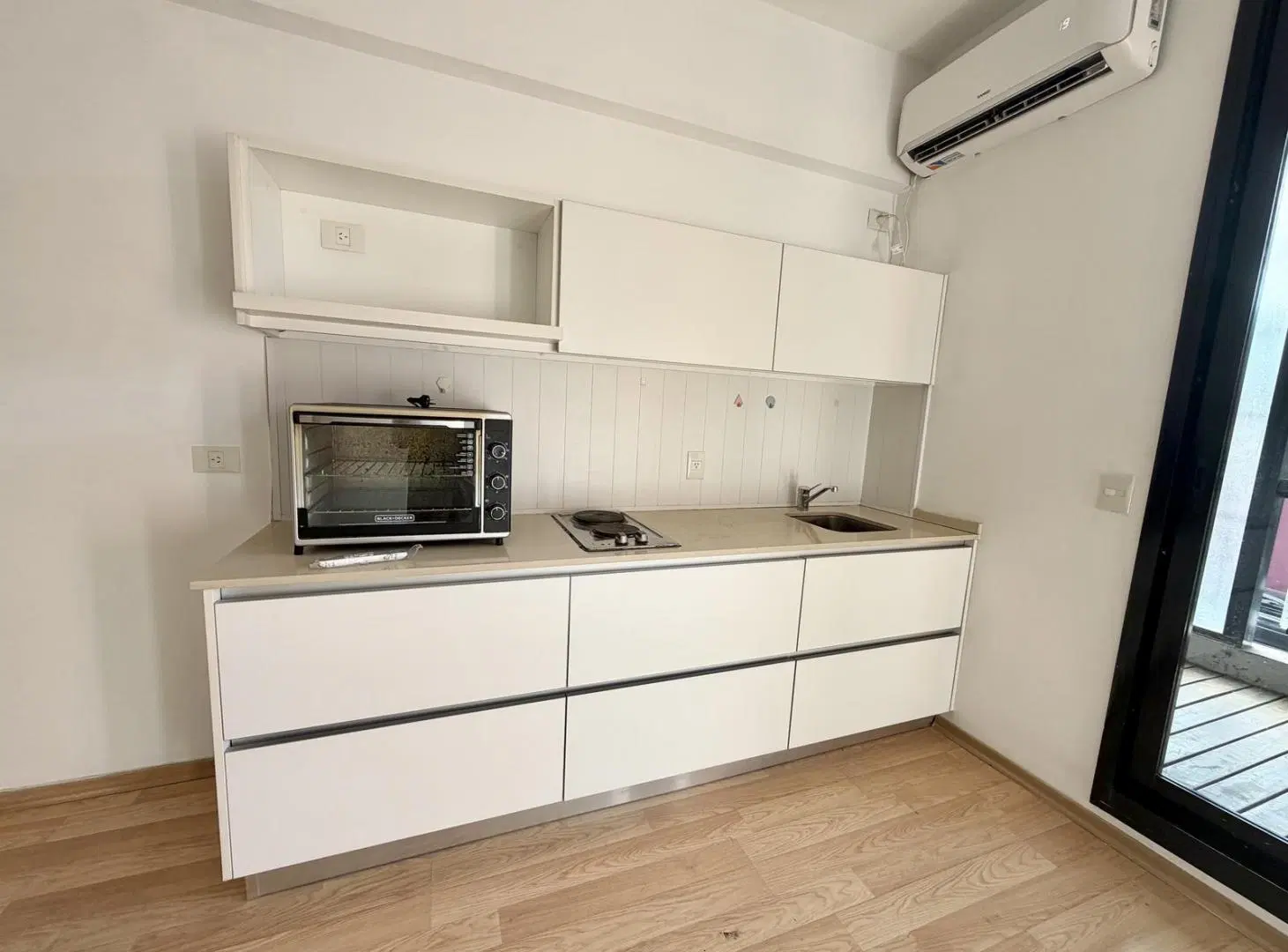Alquiler departamento con balcón y amenities 5