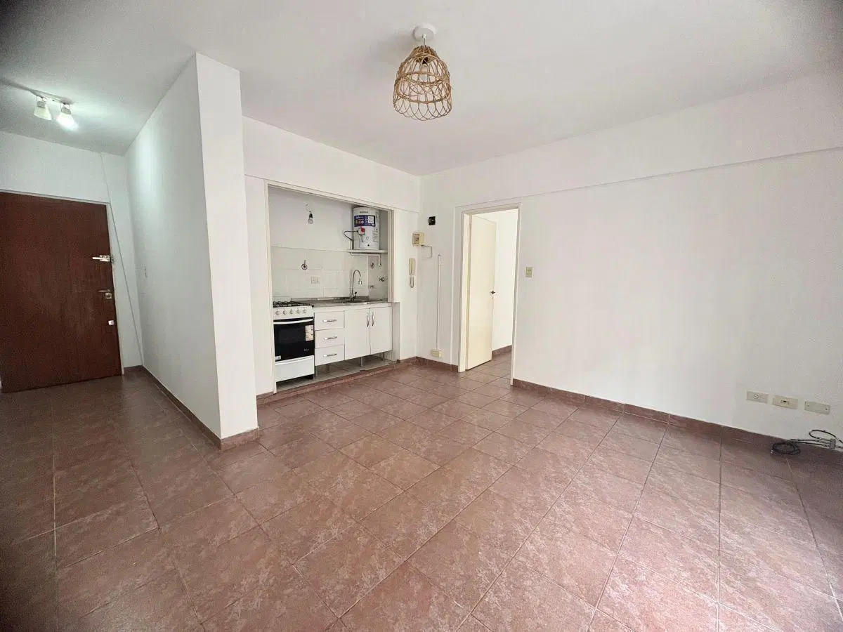 Departamento 2 Ambientes con 2 Balcones Recoleta 1
