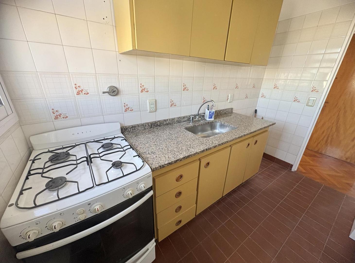 Foto de Alquiler Departamento 2 ambientes con balcón Belgrano, imagen 3