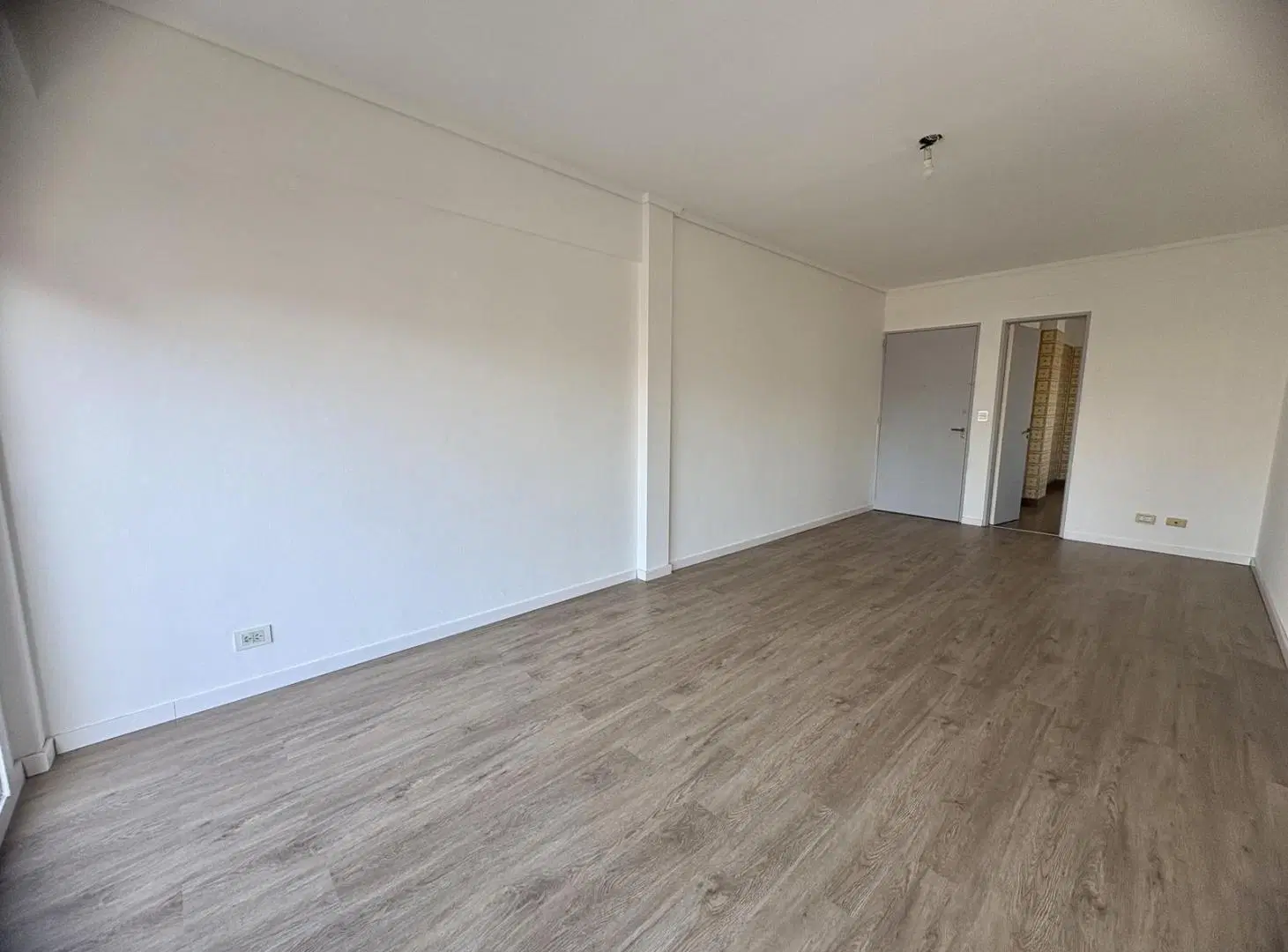 Alquiler departamento tres ambientes con balcon en Belgrano 3