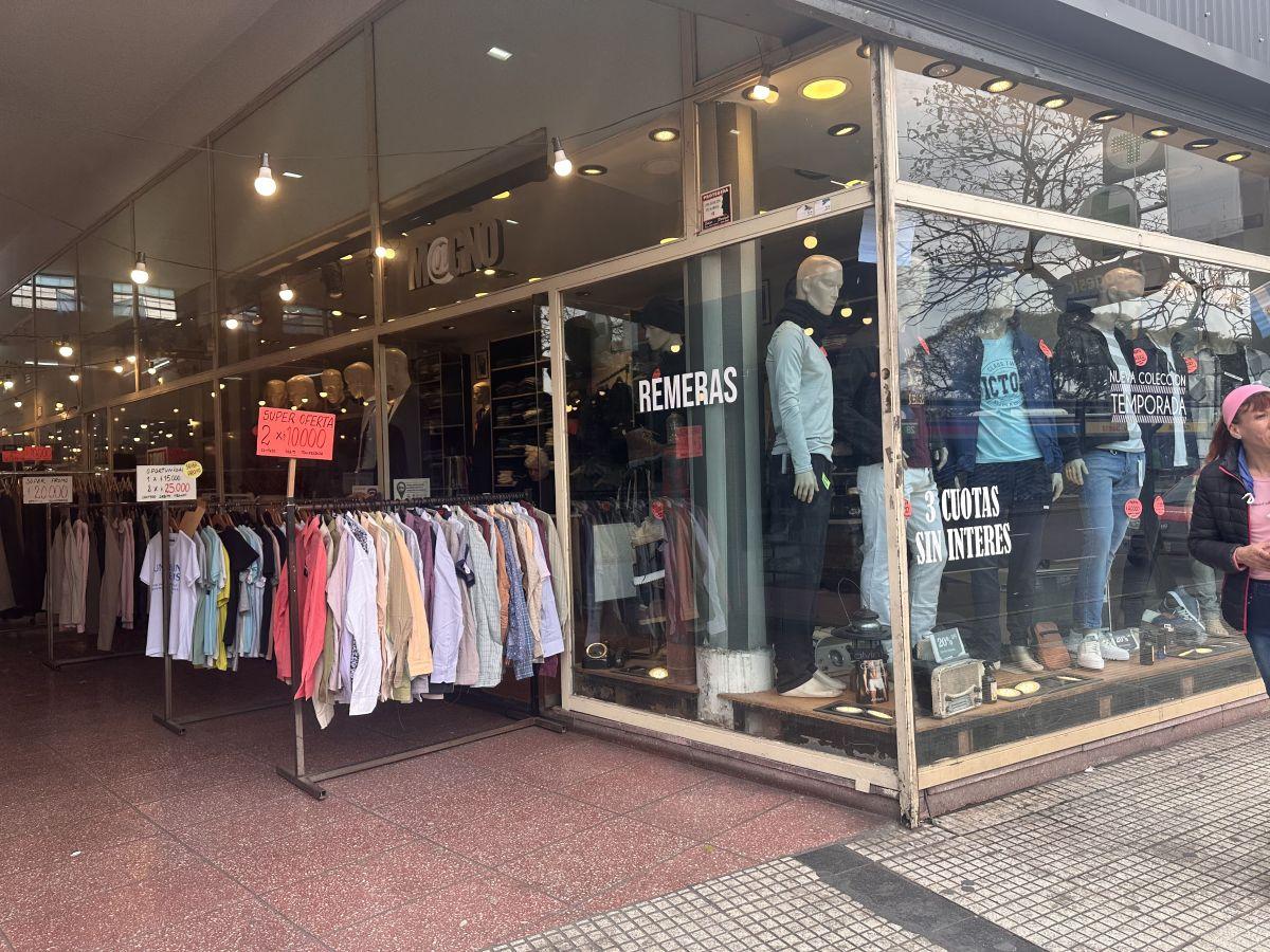 Foto de Local en Galería Guarani, Zona Muy Comercial, imagen 3