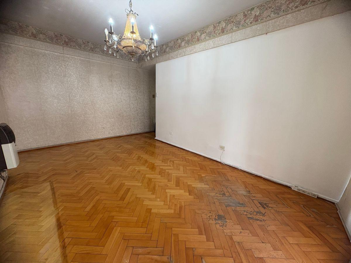 Foto de Venta 3 Ambientes con Balcón y Cochera en Belgrano, imagen 2