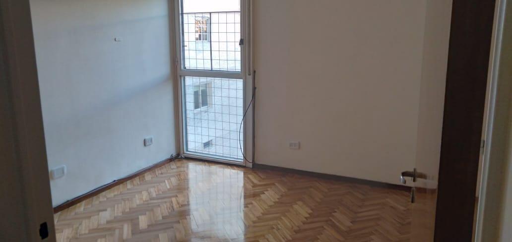 3 Ambientes Muy Luminoso, Bajas Expensas 4