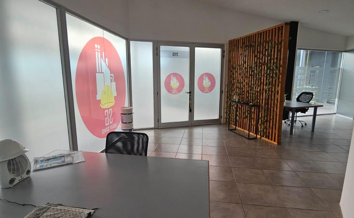 Foto de MAGNIFICO LOCAL DE 95 MTS EN 2 PISO - EN CENTRO COMERCIAL VERDI 57, imagen 5