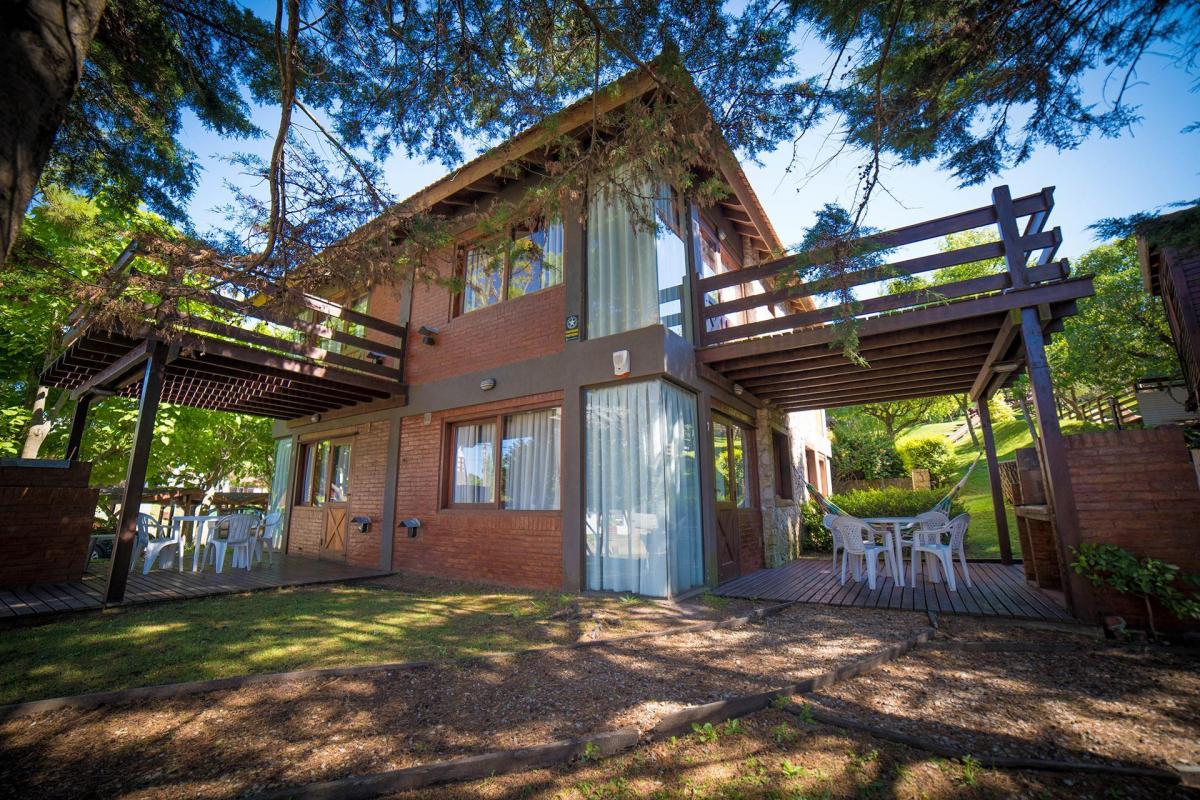 Magnifico Complejo de Cabañas, 10 Unidades, Espectacular Parque 2.500 m² 3