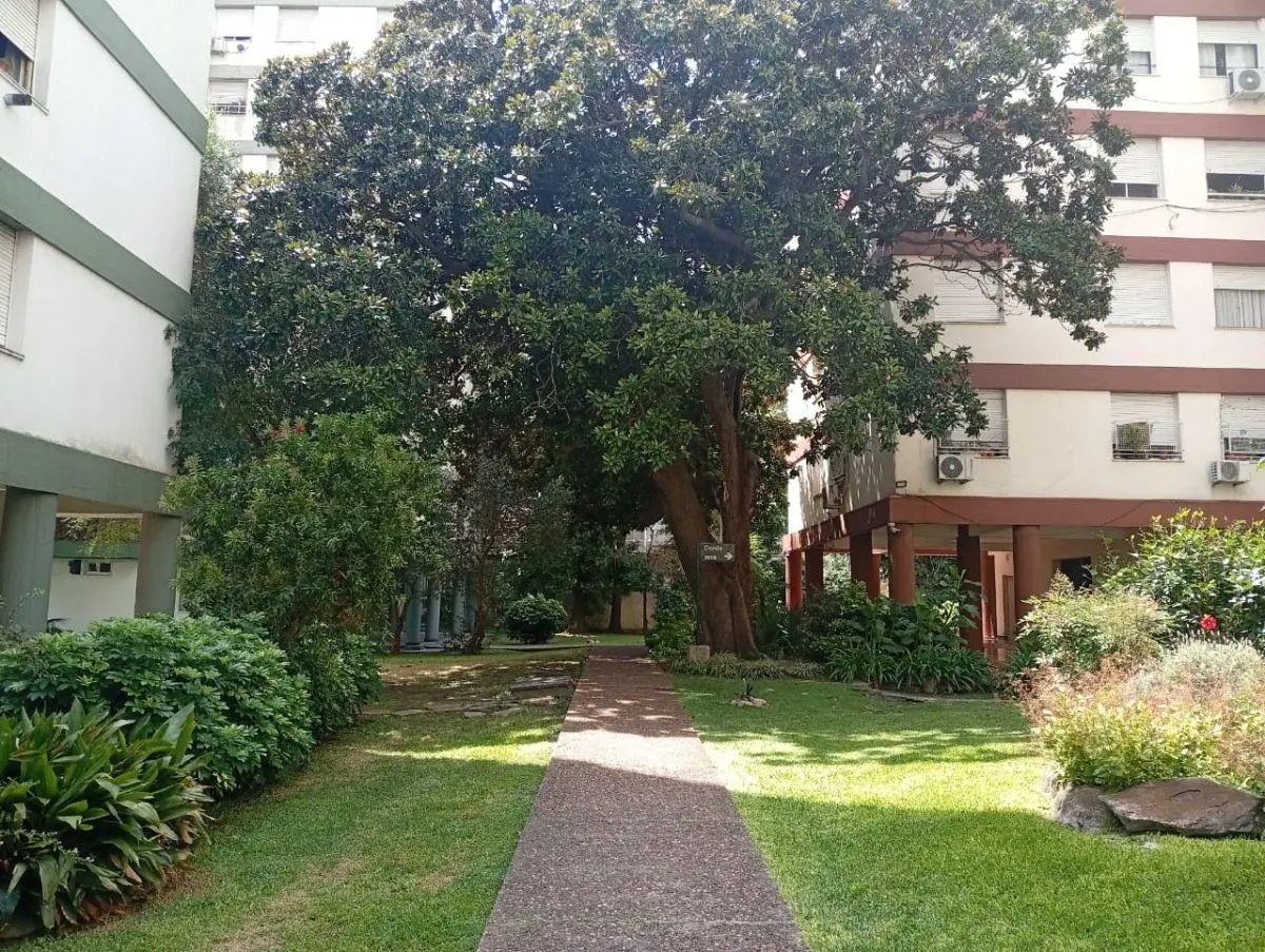Excelente depto en edificio torre rodeado de jardines 1