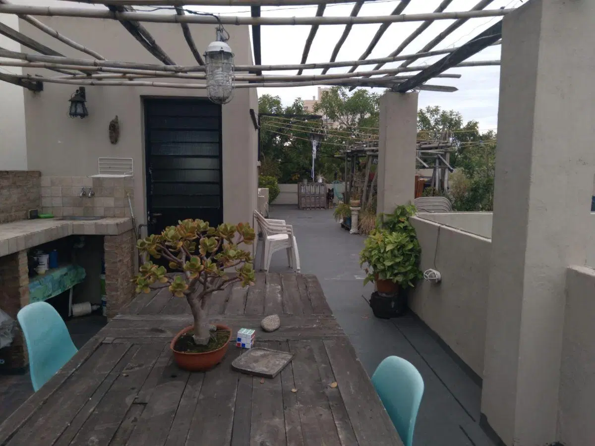 Magnifico PH al frente , 2 patios, terraza 5