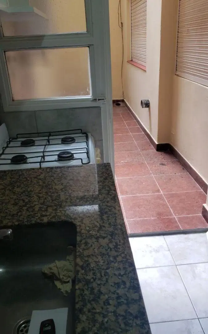 Excelente ubicación, muy cerca de ciudad universitaria, 2 ambientes con patio 8