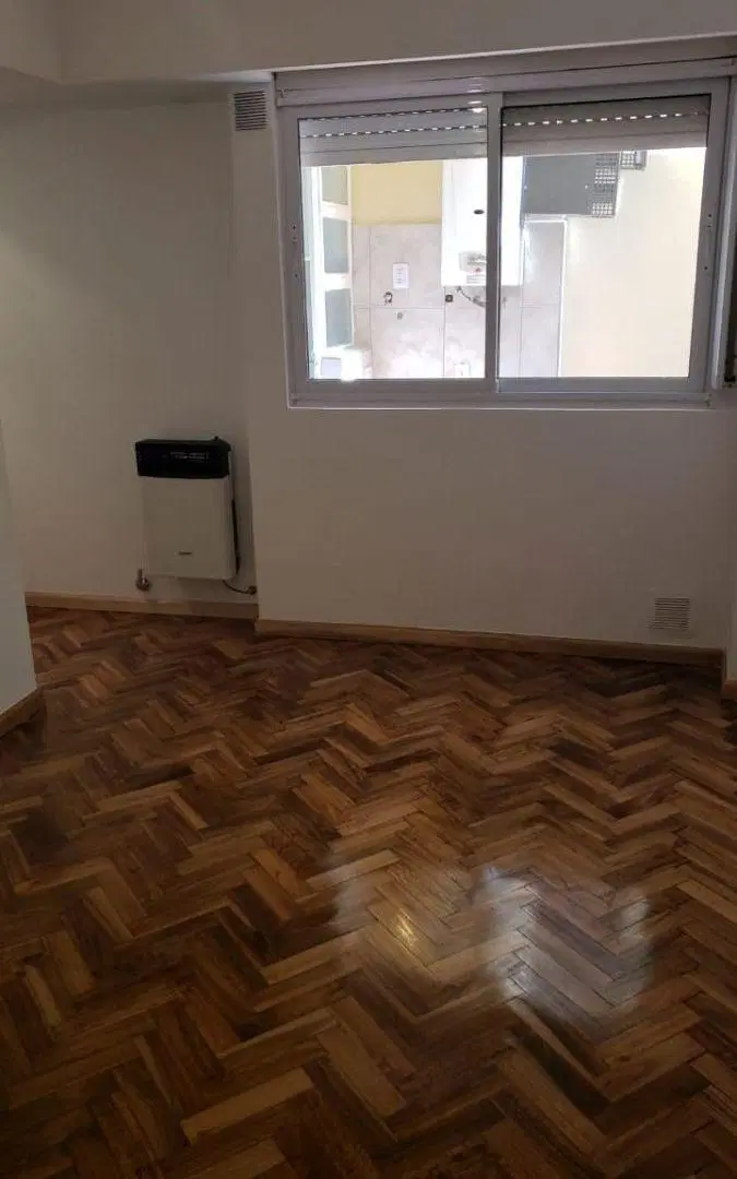 Excelente ubicación, muy cerca de ciudad universitaria, 2 ambientes con patio 4