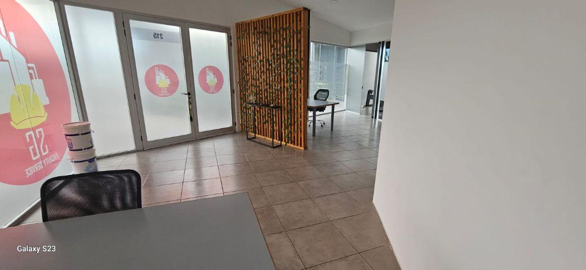 Foto de FINANCIACION - EXCELENTE LOCAL 95 MTS - PILAR - Panam. km. 57 L215, imagen 3
