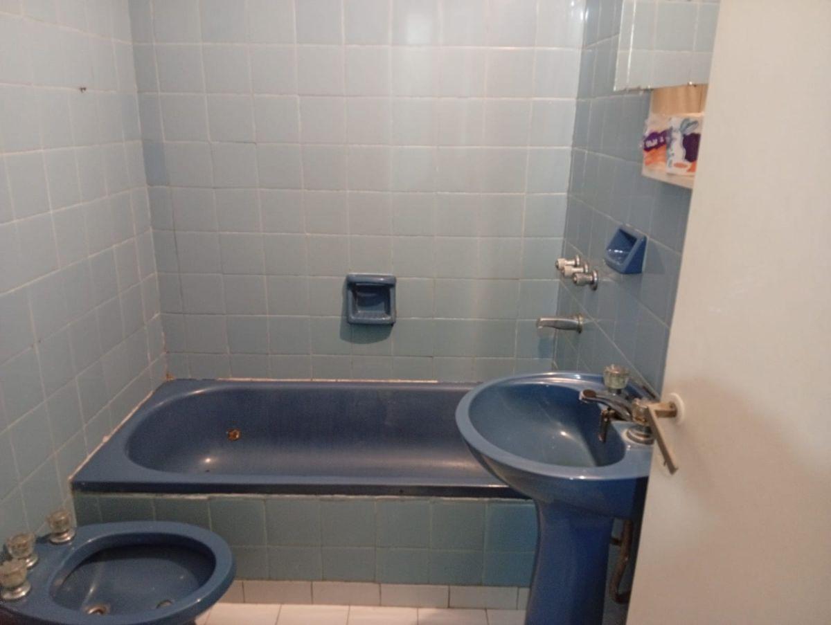 Foto de Venta: 2 ambientes al contrafrente con balcón , vista abierta, imagen 2