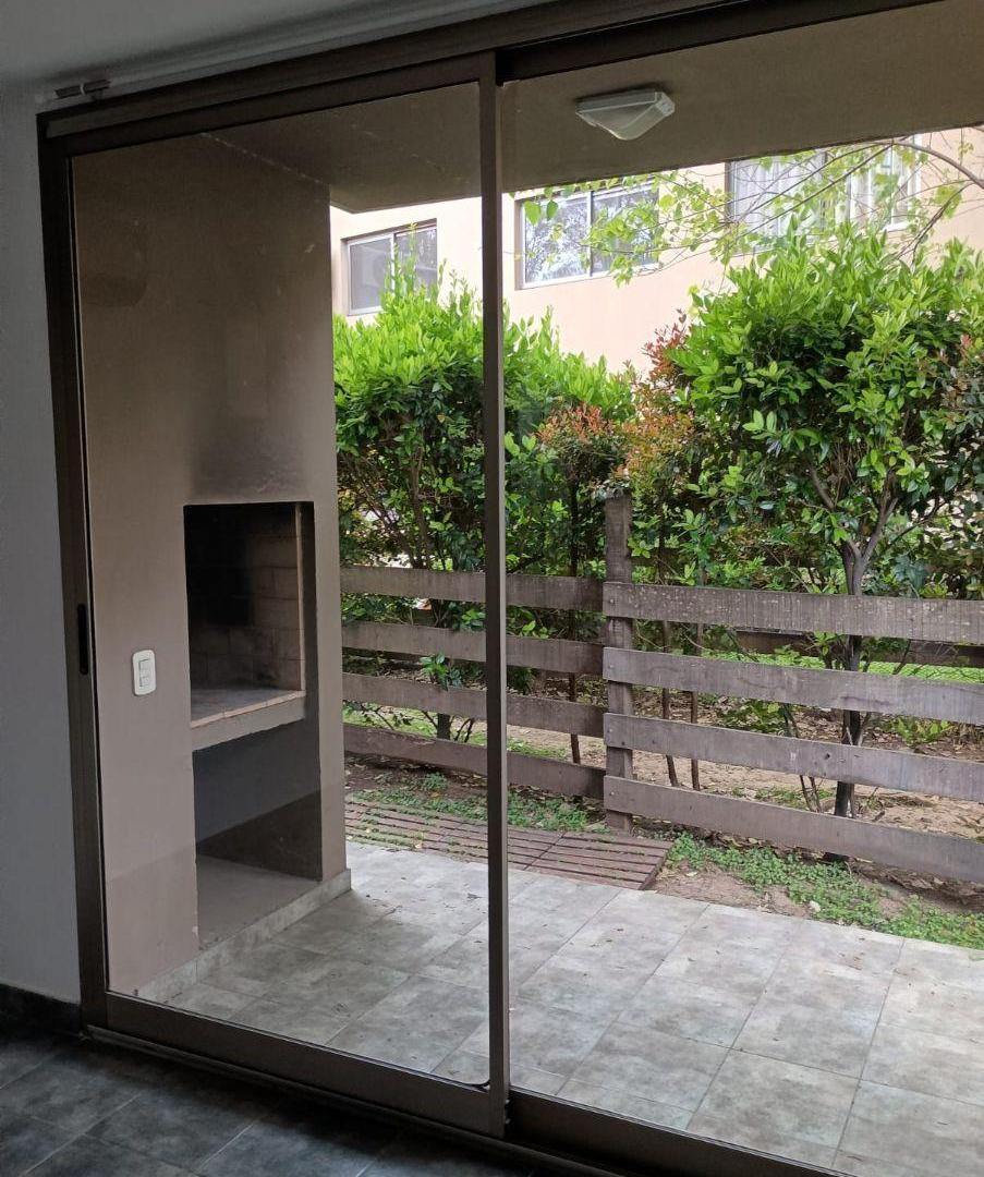 Foto de Magnifico 2 Amb con amplio Jardin 22 Mts con Parrilla y Cochera Cubierta, imagen 5