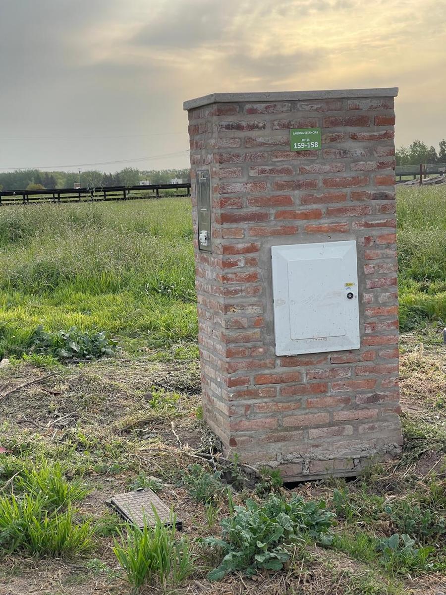 Terreno en venta en el barrio Lagunas de Estancias del Pilar