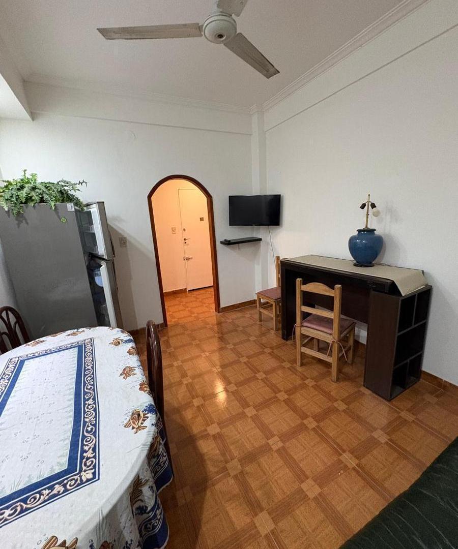 Foto de Departamento 2 ambientes, 1er piso por escalera, imagen 2