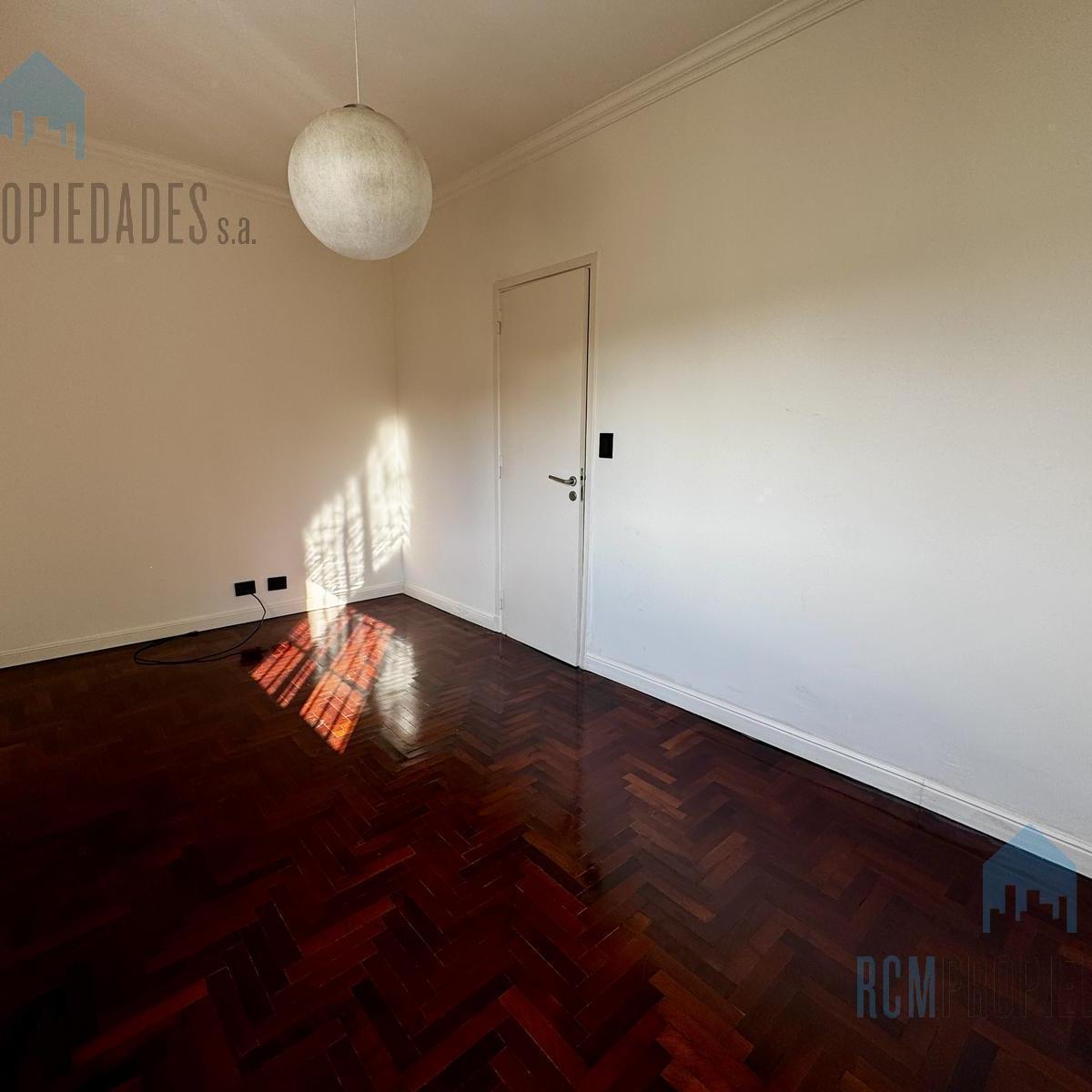 Venta Departamento 3 Ambientes en Villa Pueyrredon 2