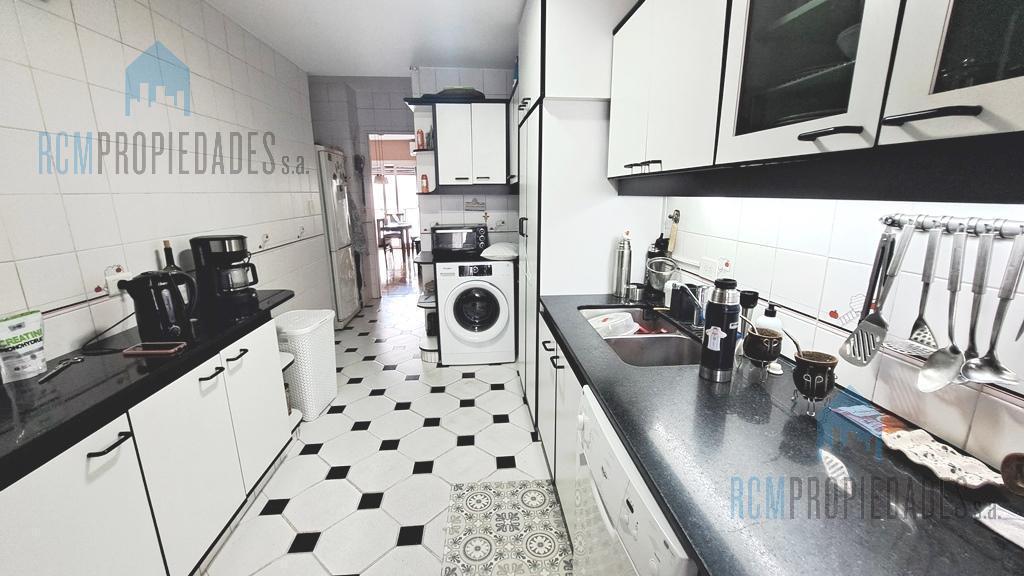 Departamento 5 Ambientes con Cochera y Baulera Belgrano Apto Credito 3