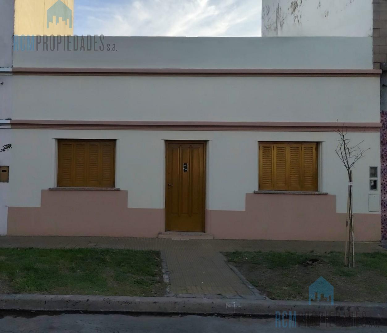 VENTA CASA 3 AMBIENTES LANUS APTO CREDITO
