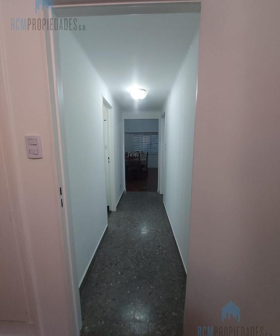 Foto de PH 2 ambientes con patio en Villa Pueyrredon, imagen 2
