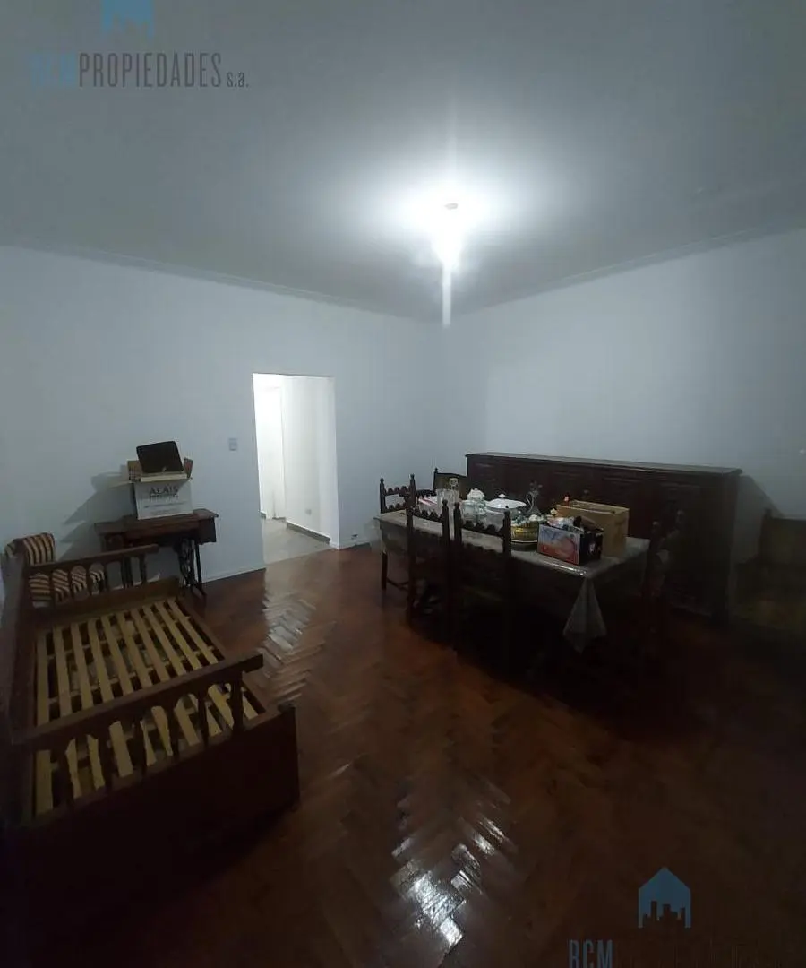 PH 2 ambientes con patio en Villa Pueyrredon 3