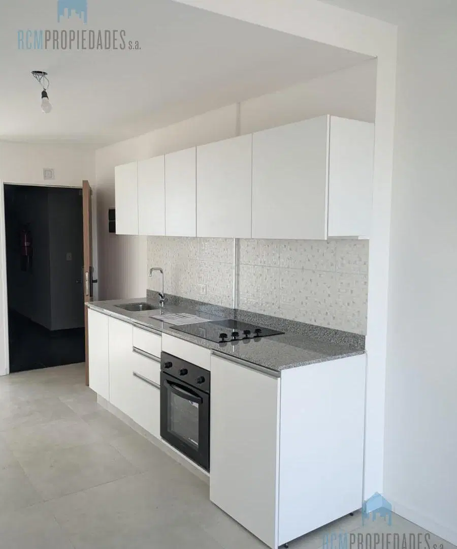 Departamento 3 ambientes con balcón y amenities 4