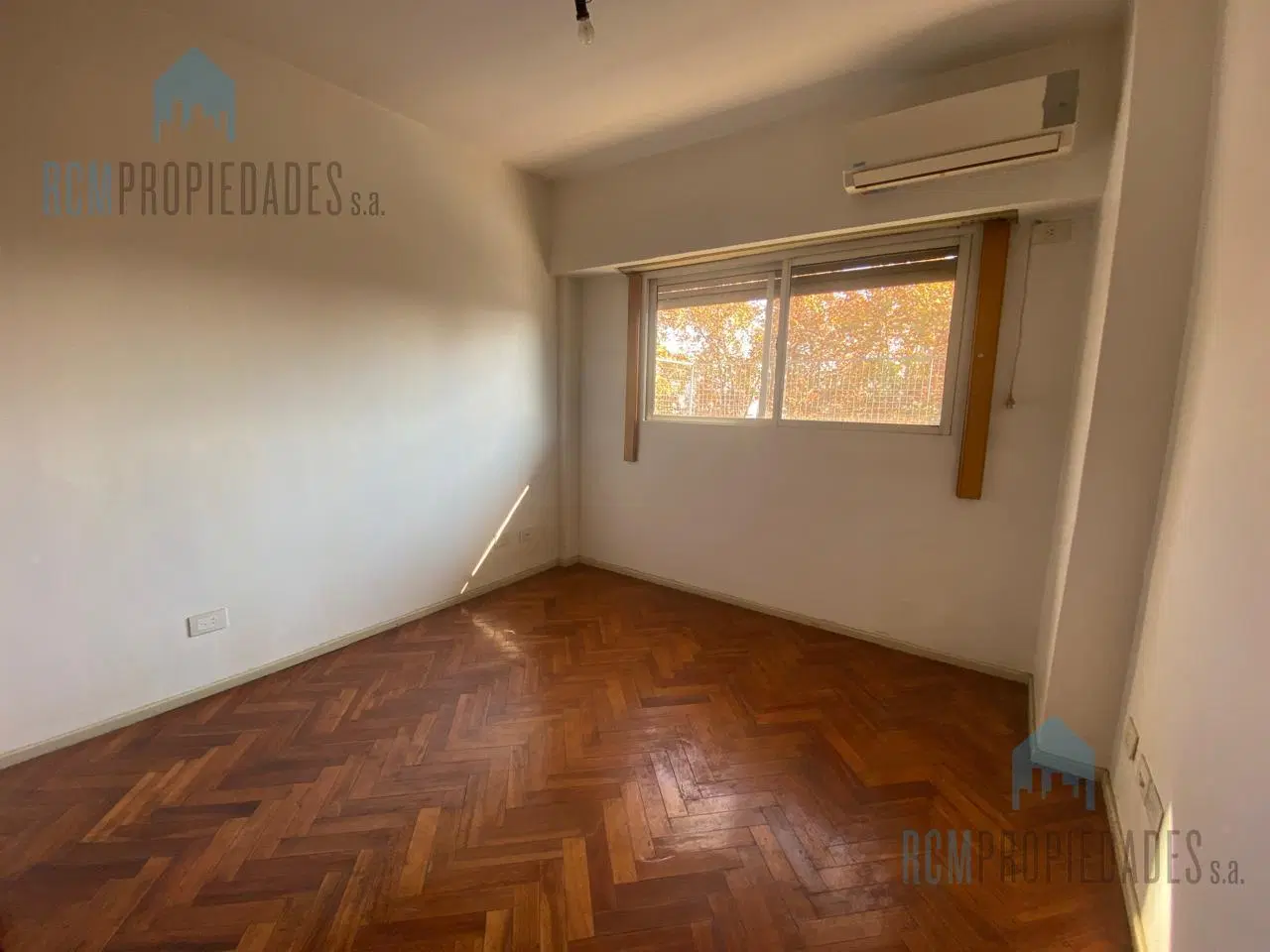 Departamento de 3 ambientes con dependencia 5