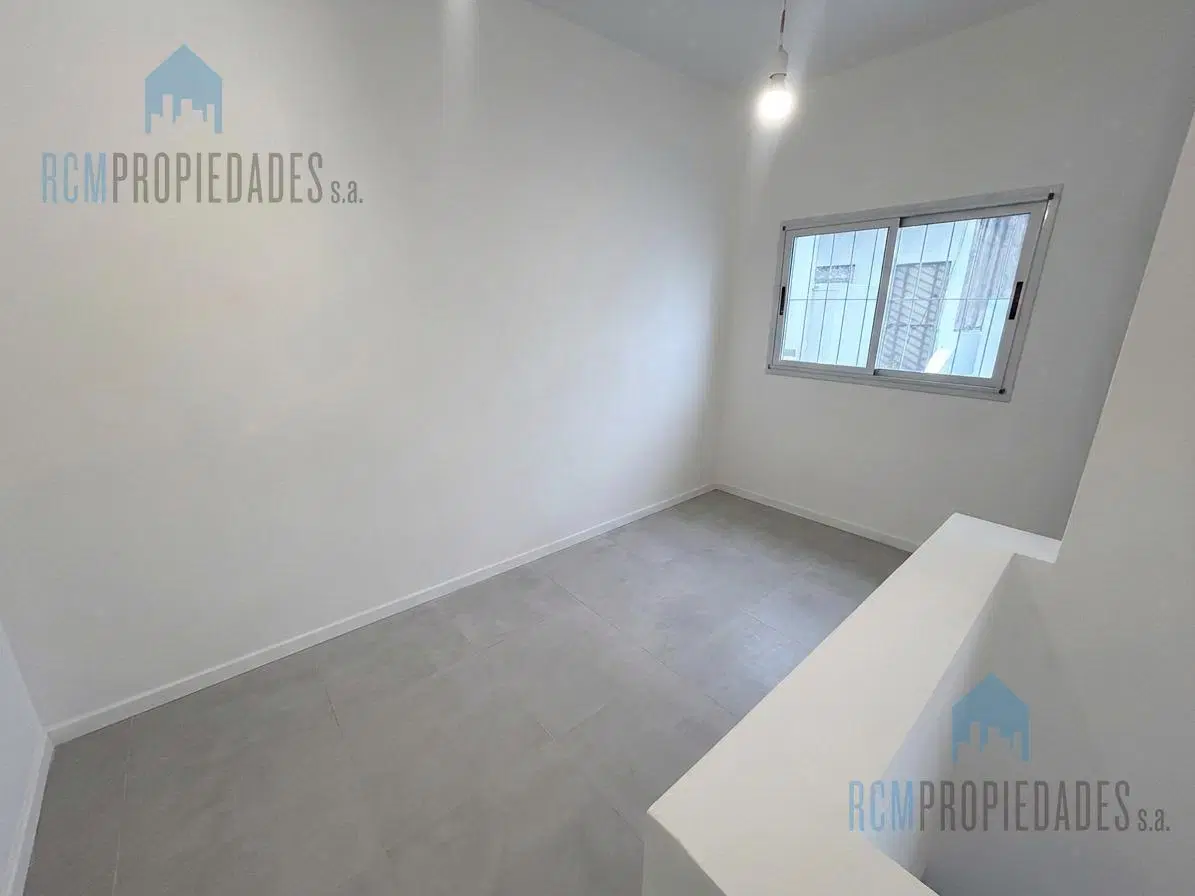 venta PH 3 ambientes con patio 2