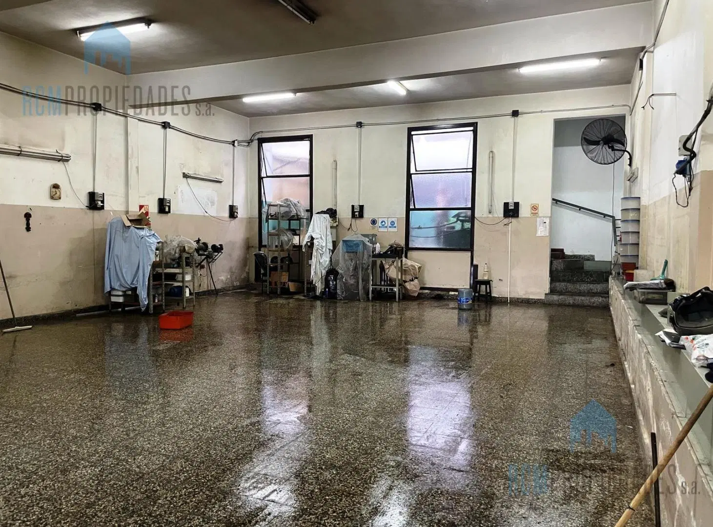 GALPÓN INDUSTRIAL/DEPOSITO EN LANÚS - TECHOS DE LOSA 2