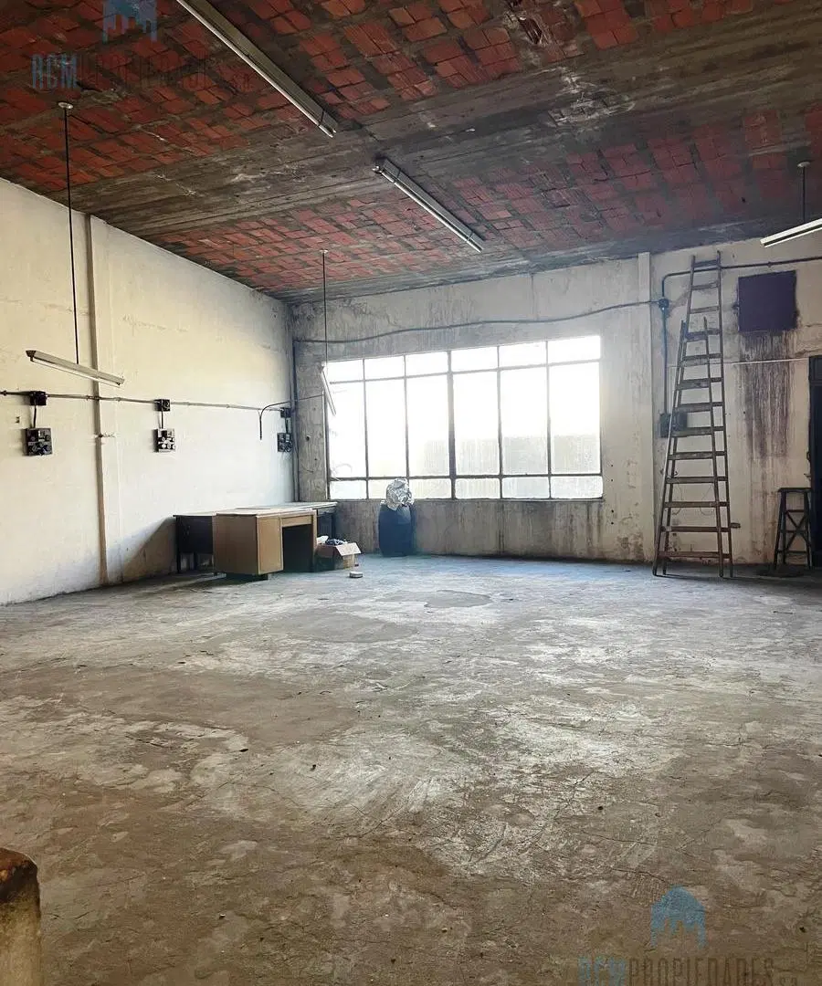 GALPÓN INDUSTRIAL/DEPOSITO EN LANÚS - TECHOS DE LOSA 5
