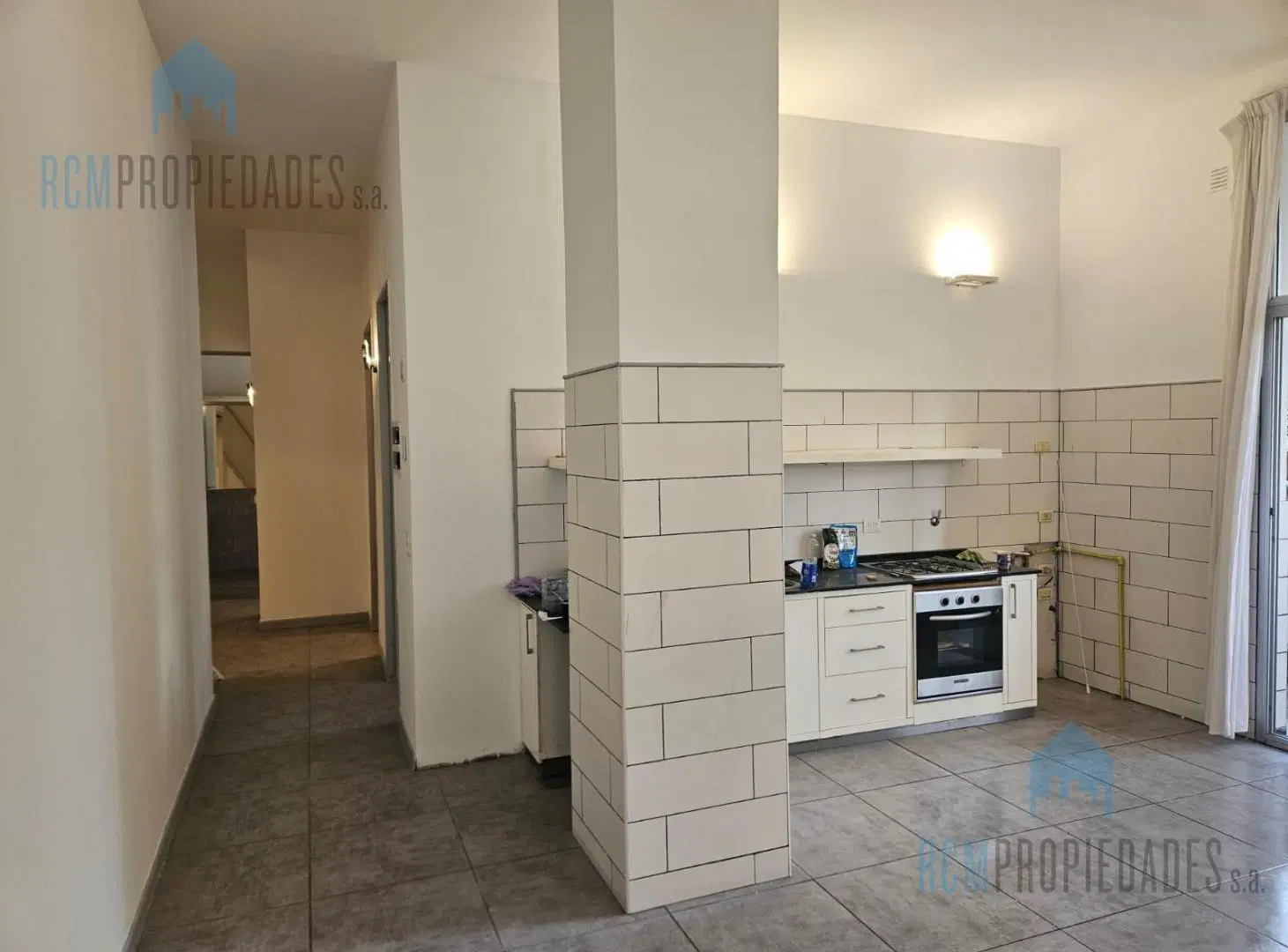 Departamento en alquiler de 4 ambientes Coghlan 8