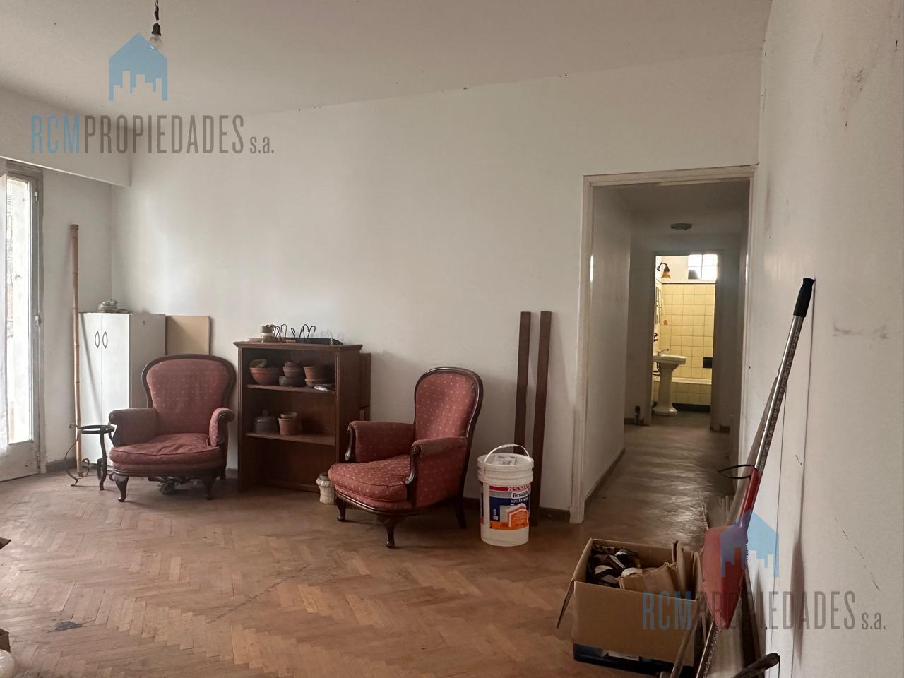 Foto de Venta Departamento 3 ambientes con balcón. Oportunidad!, imagen 1