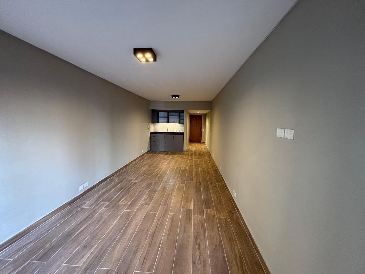 Foto de Monoambiente amplio a nuevo en Retiro sobre Av. Santa Fe, imagen 3