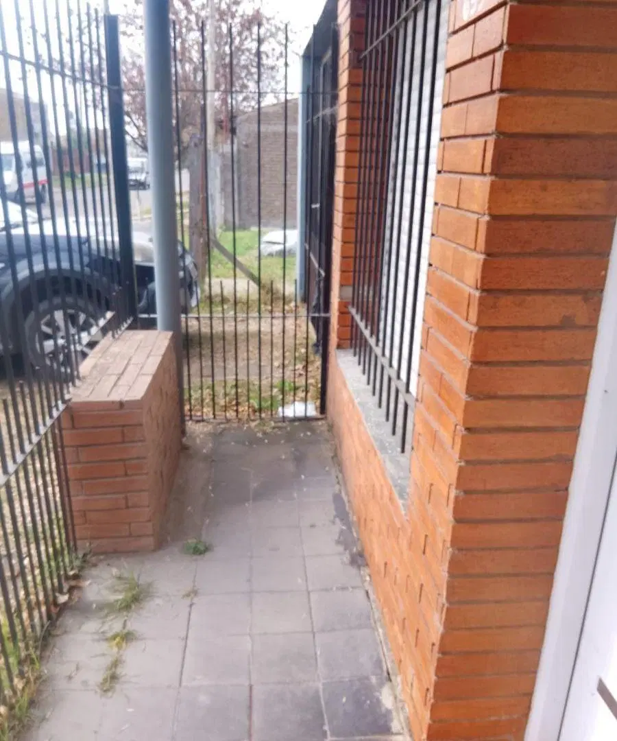 CASA 1 DORMITORIO EN ALQUILER - VILLA ELISA, LA PLATA 4