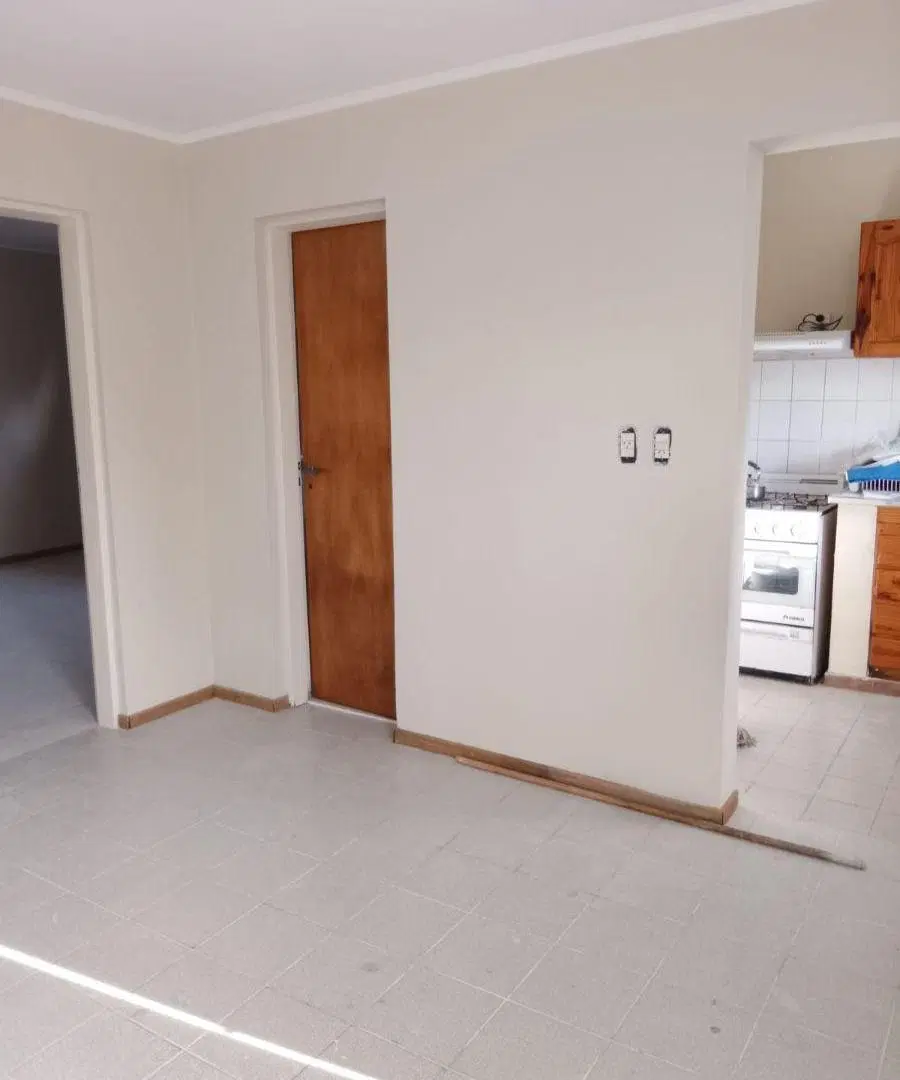Casa 1 dormitorio en alquiler - Villa Elisa, La Plata 3