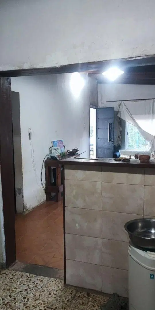 CASA 2 DORMITORIOS A REFACCIONAR EN VENTA - VILLA ELISA, LA PLATA 5