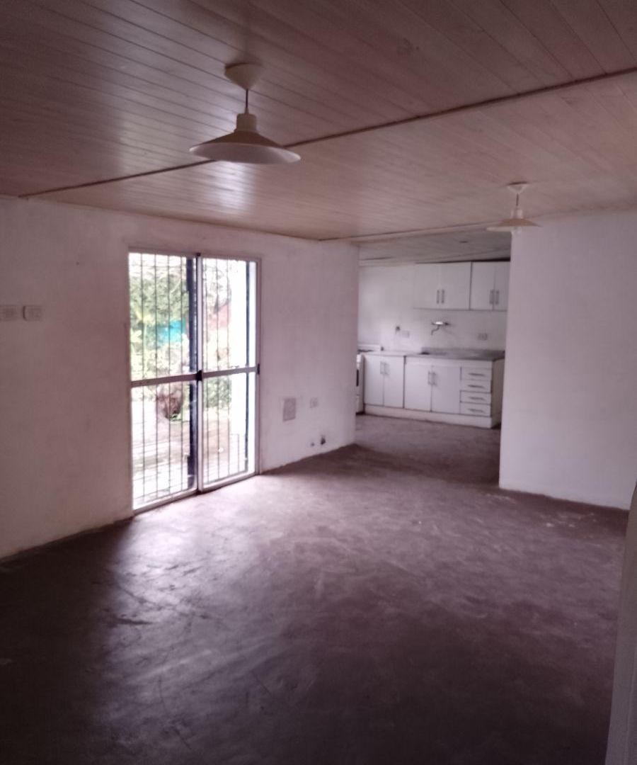 Foto de Casa 2 dormitorios en alquiler - Villa Elisa, La Plata, imagen 2