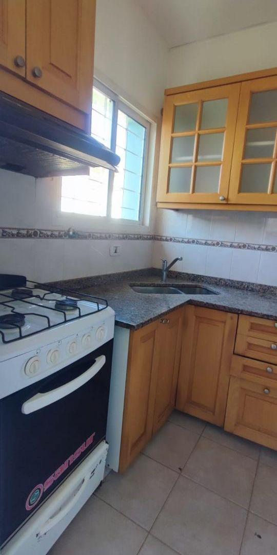 Foto de Casa 2 dormitorios en alquiler - Villa Elisa, La Plata, imagen 4