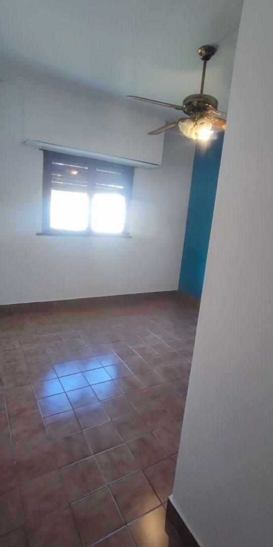 Foto de Casa 2 dormitorios en alquiler - Villa Elisa, La Plata, imagen 3