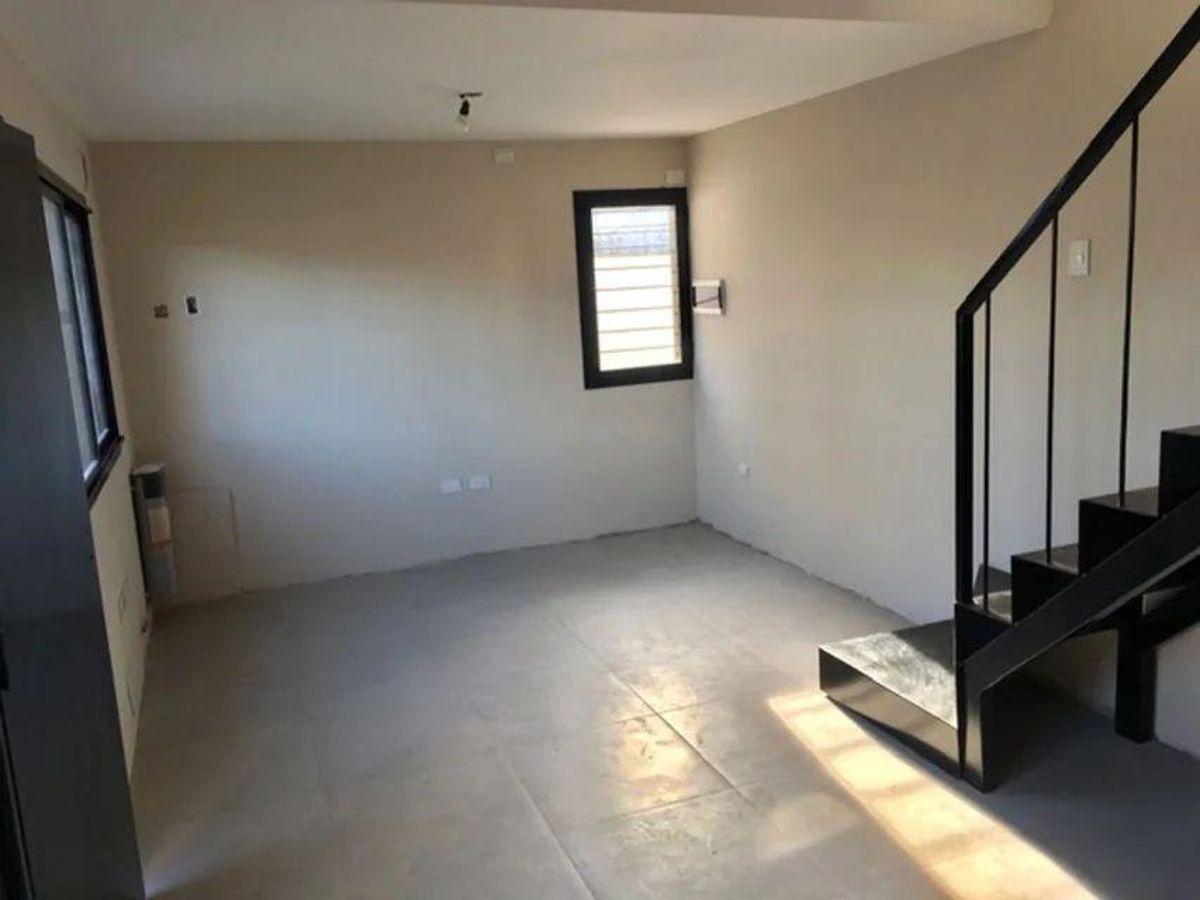 Foto de Dúplex a estrenar en alquiler 1 dormitorio Los Hornos, La Plata, imagen 3