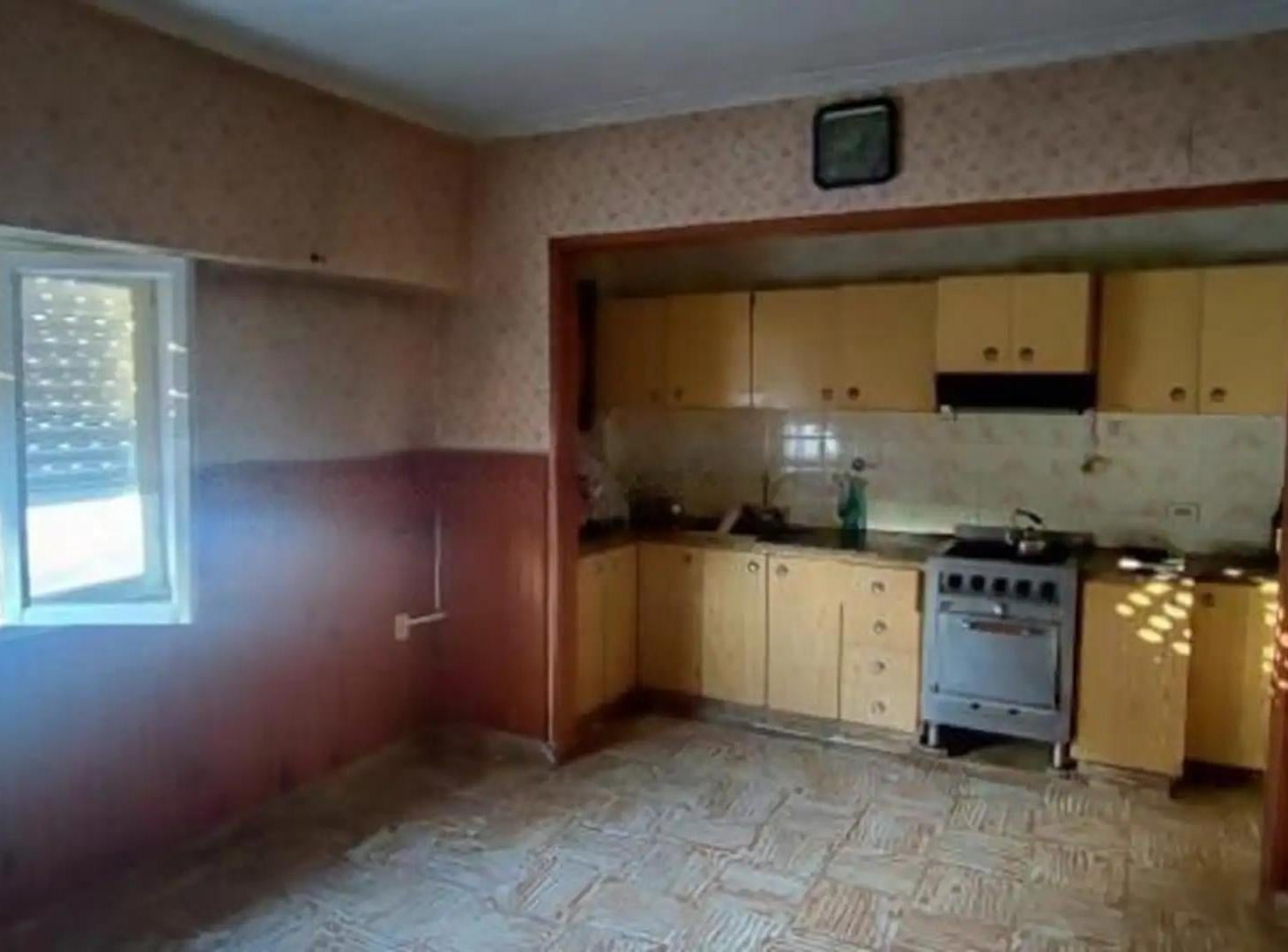 Foto de CASA EN PLANTA ALTA 2 DORMITORIOS EL ALQUILER - TOLOSA, LA PLATA, imagen 1