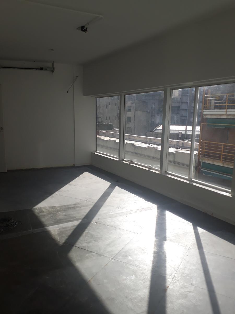 Oficina en Alquiler Riobamba y Corrientes 5