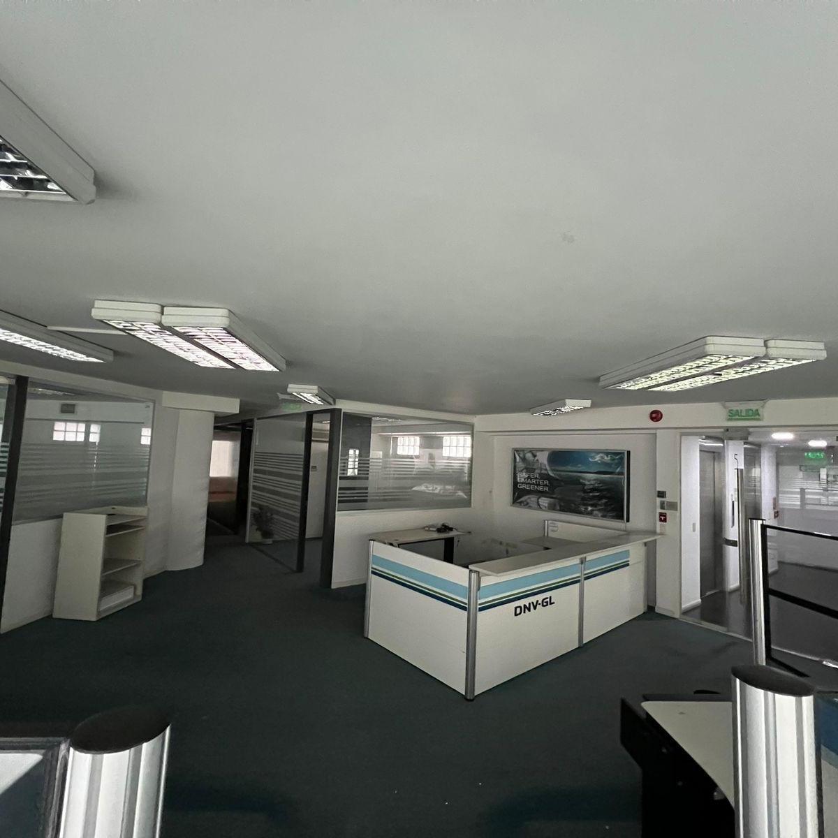 Oficina en Microcentro Riobamba 429 Piso 5to 3