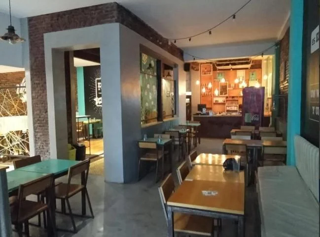 Excelente local Gorriti 4900 apto todo rubro 2