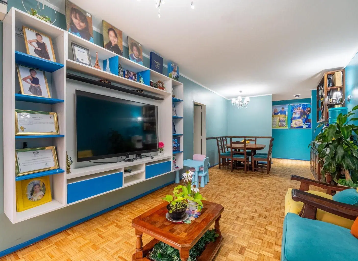 Departamento en Venta 4 ambientes con dependencia con cochera y seguridad 2