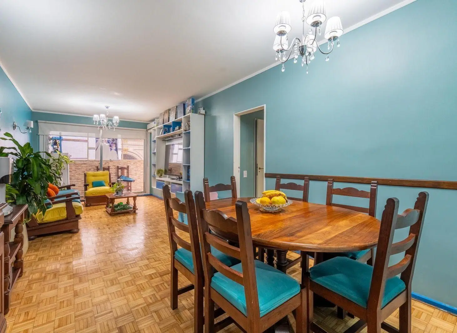Departamento en Venta 4 ambientes con dependencia con cochera y seguridad 4