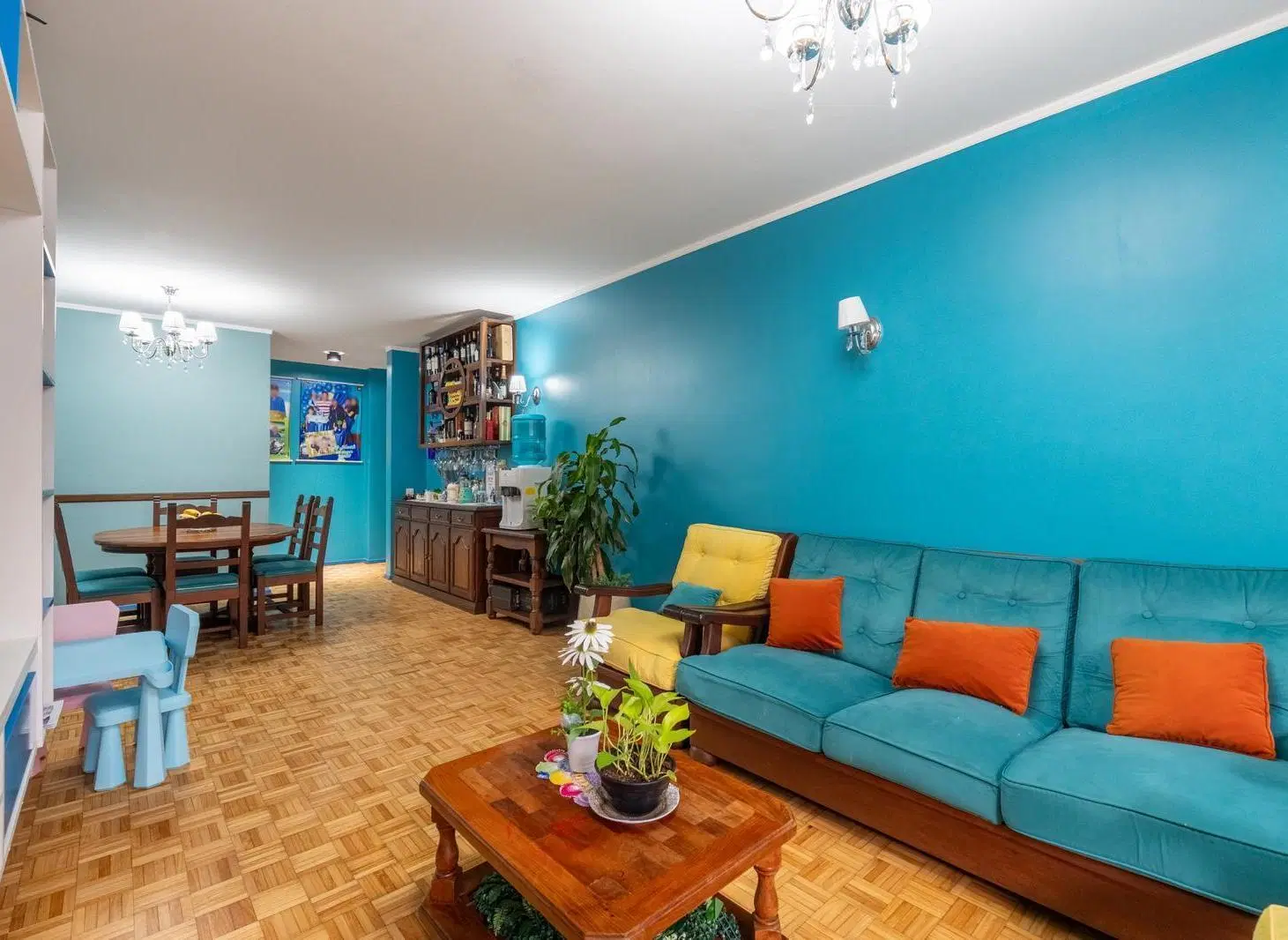 Departamento en Venta 4 ambientes con dependencia con cochera y seguridad 8
