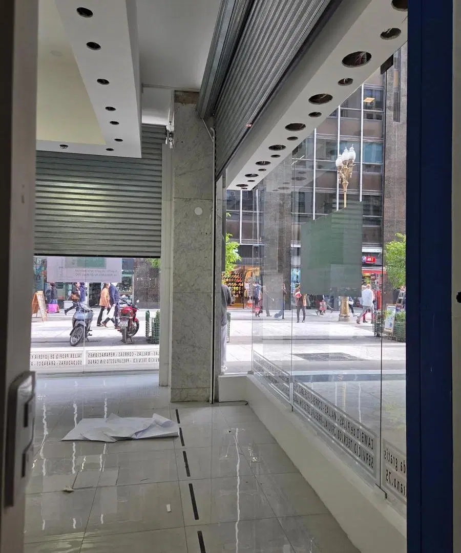 Local Comercial en Alquiler, en Microcentro 3